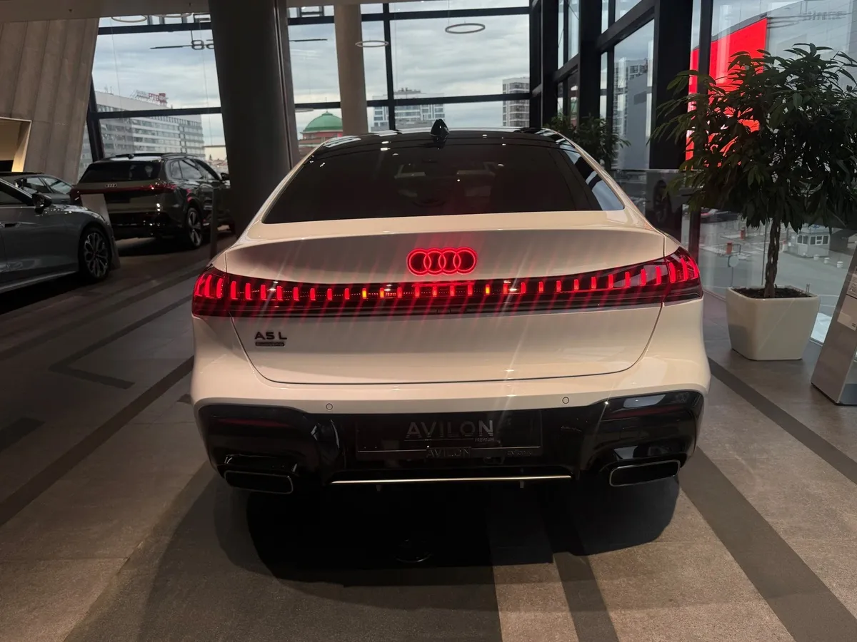 Audi A5 2.0 40 TFSI S-tronic quattro (204 л.с.) Белый в АВИЛОН. Слайд №4