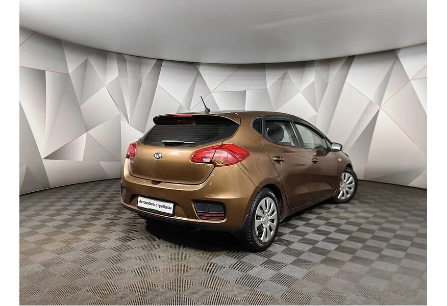 Kia Ceed 1.6 AT (130 л.с.) Luxe Коричневый в АВИЛОН. Слайд №2