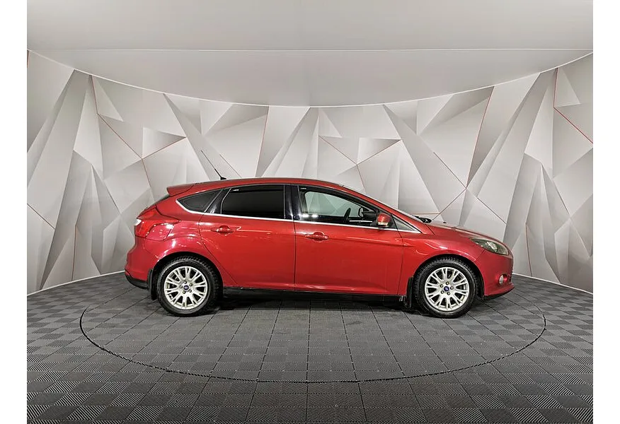 Ford Focus 2.0 MT (150 л.с.) Trend Plus Красный в АВИЛОН. Слайд №6