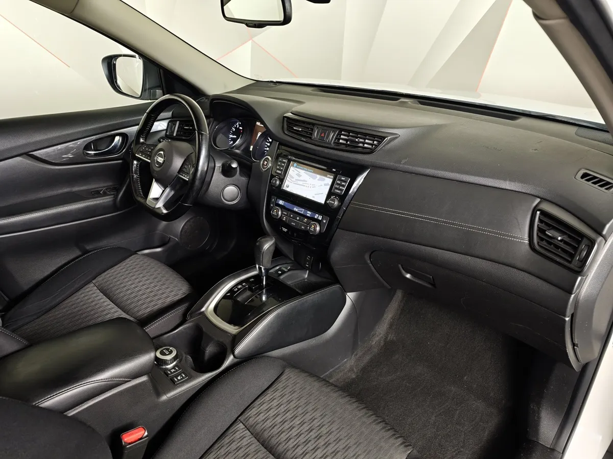 Nissan X-Trail 2.5 CVT AWD (171 л.с.) Белый в АВИЛОН. Слайд №12