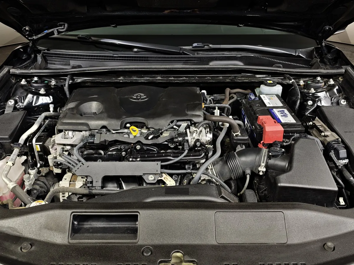 Toyota Camry 2.5 AT (200 л.с.) Черный в АВИЛОН. Слайд №11