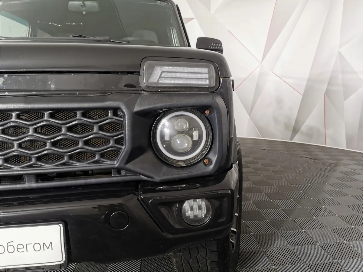 ВАЗ (Lada) 4x4 1.7 MT 8 кл. (Евро-4) (83 л.с.) Черный в АВИЛОН. Слайд №10