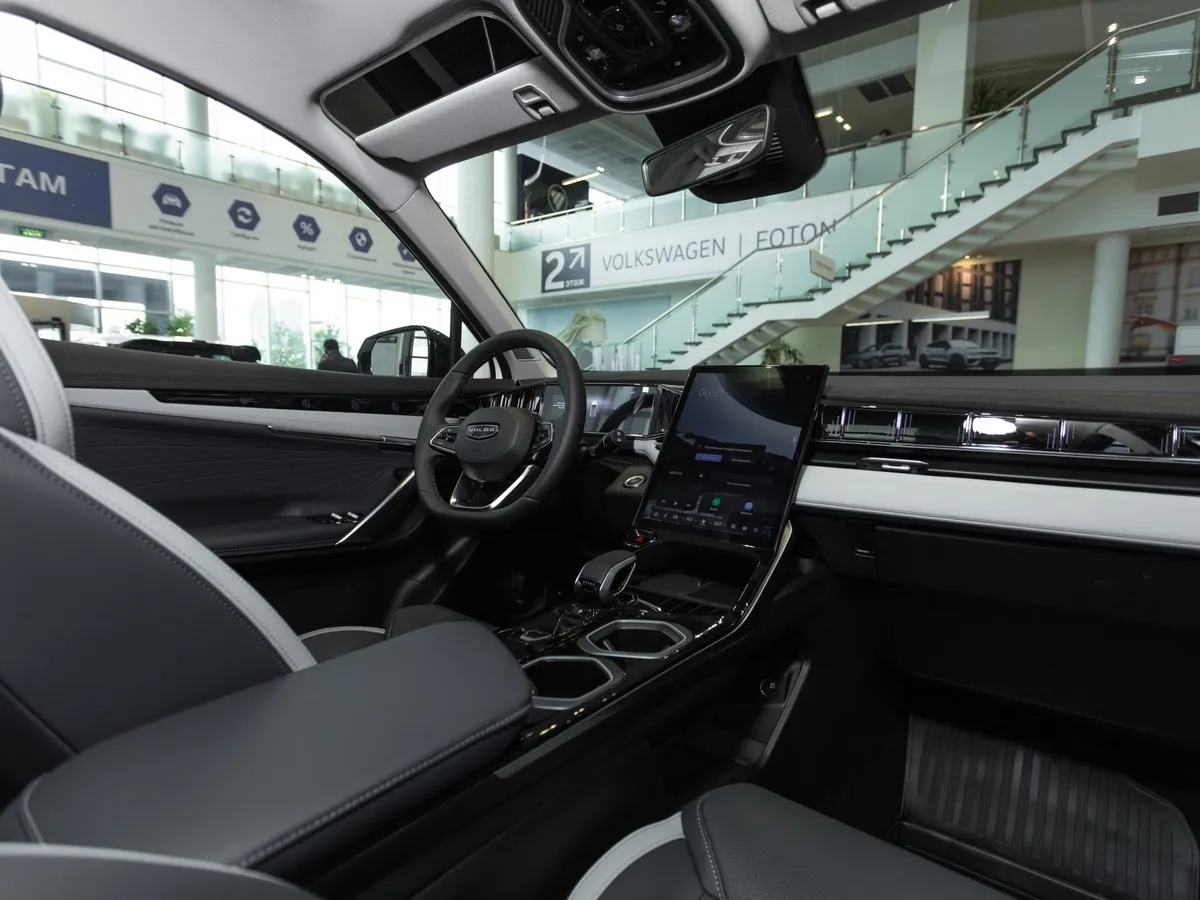 Volga K40 1.5T DCT FWD (147 л.с.) Комфорт Черный в АВИЛОН. Слайд №6