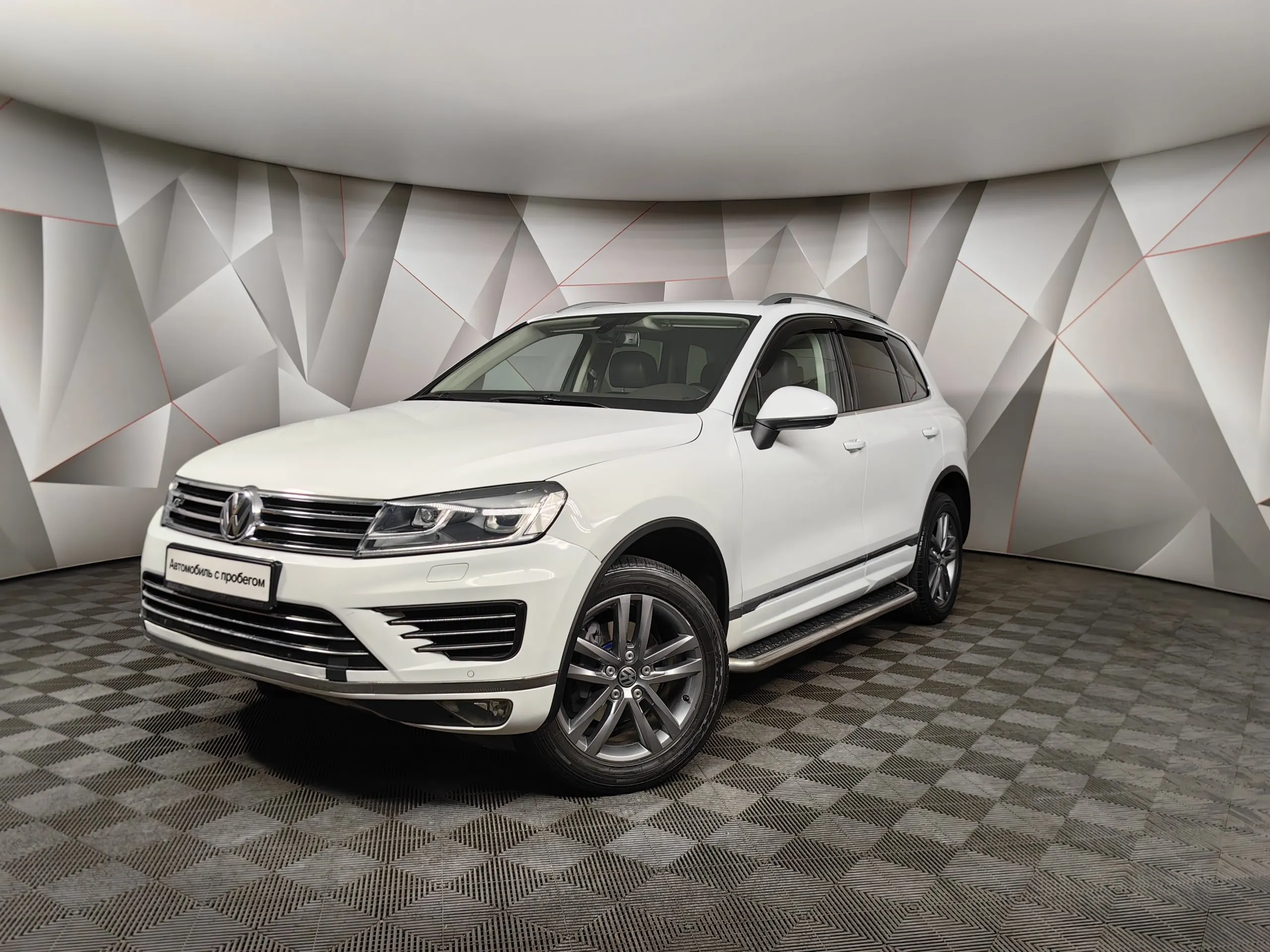 Volkswagen Touareg 3.0 TDI Tiptronic 4Motion (204 л.с.) Белый в Москве №  ТИ-UY40305. Купить Volkswagen Touareg II Автомат Дизельный с пробегом 96305  км. Цена 3688000