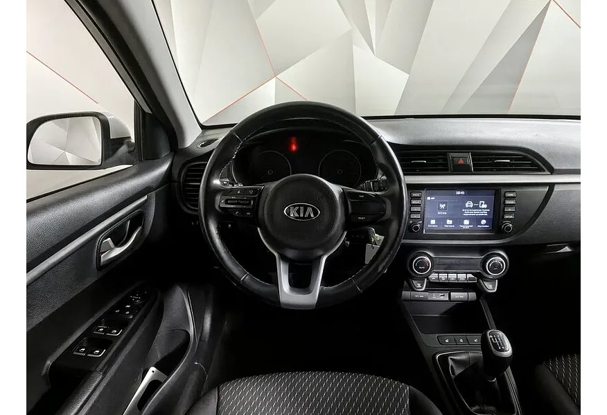 Kia Rio X-Line 1.6 AT (123 л.с.) Белый в АВИЛОН. Слайд №19