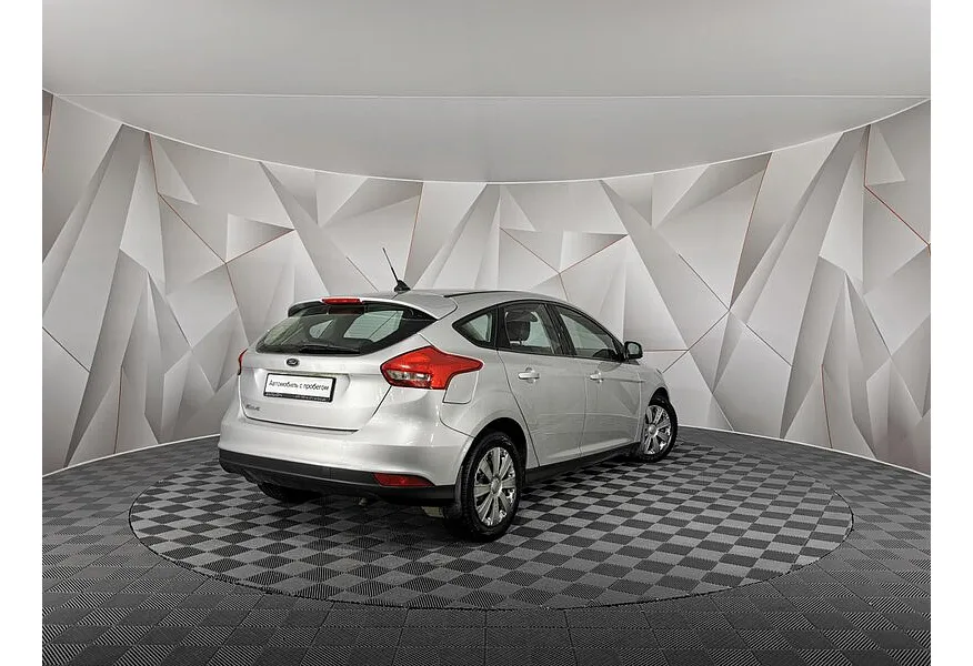 Ford Focus 1.6 Ti-VCT PowerShift (105 л.с.) SYNC Edition Серебристый в АВИЛОН. Слайд №2