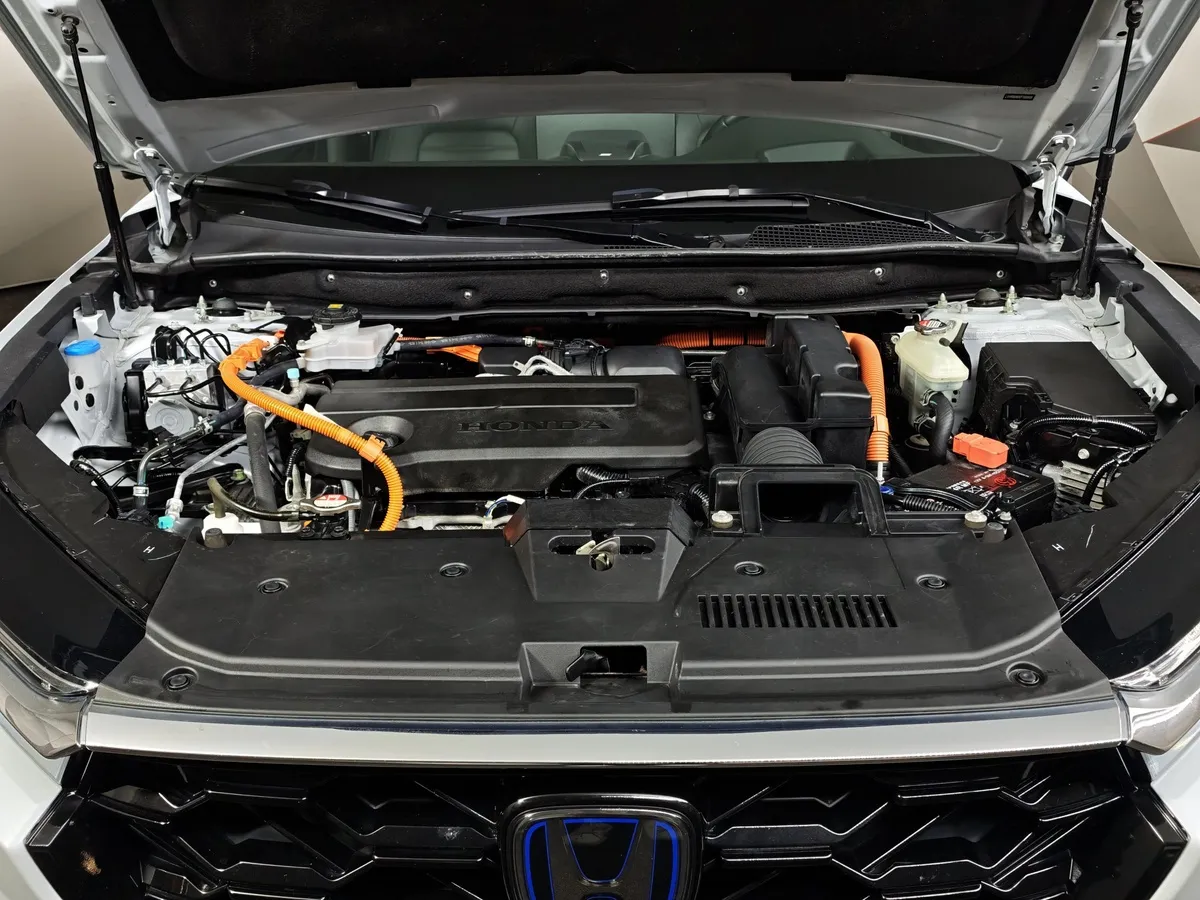 Honda CR-V 2.0h CVT 4WD (204 л.с.) Sport Hybrid Белый в АВИЛОН. Слайд №11