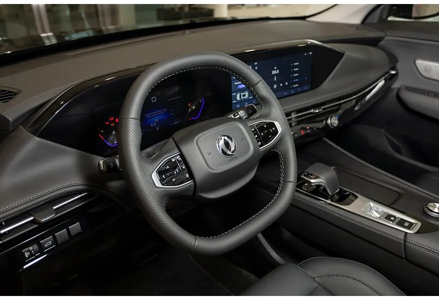 Dongfeng Huge 1.5 AMT FWD (197 л.с.) Executive Синий в АВИЛОН. Слайд №9