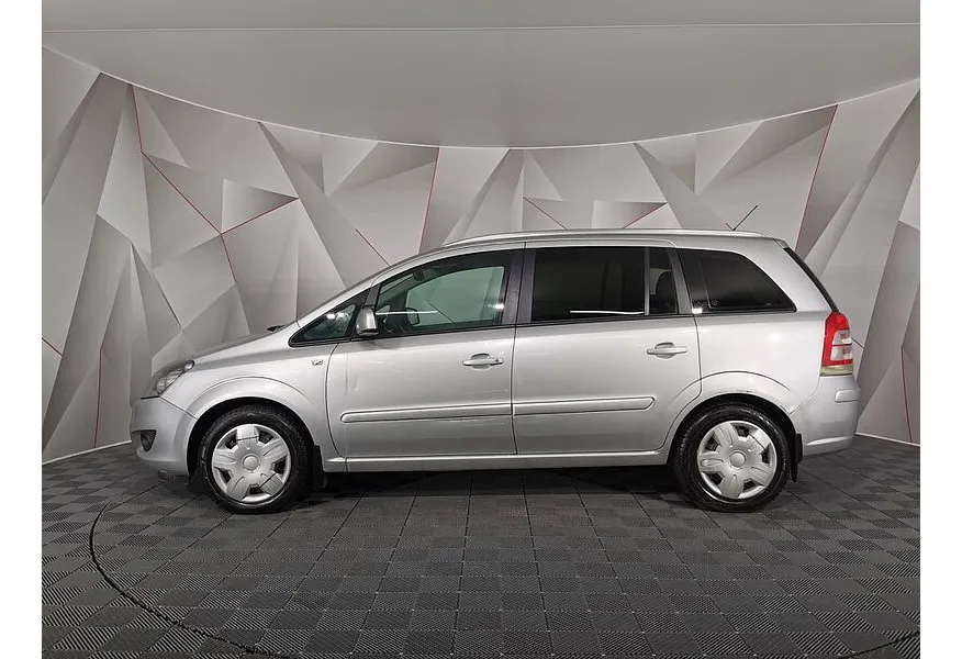Opel Zafira 1.8 MT (140 л.с.) Серебристый в АВИЛОН. Слайд №5