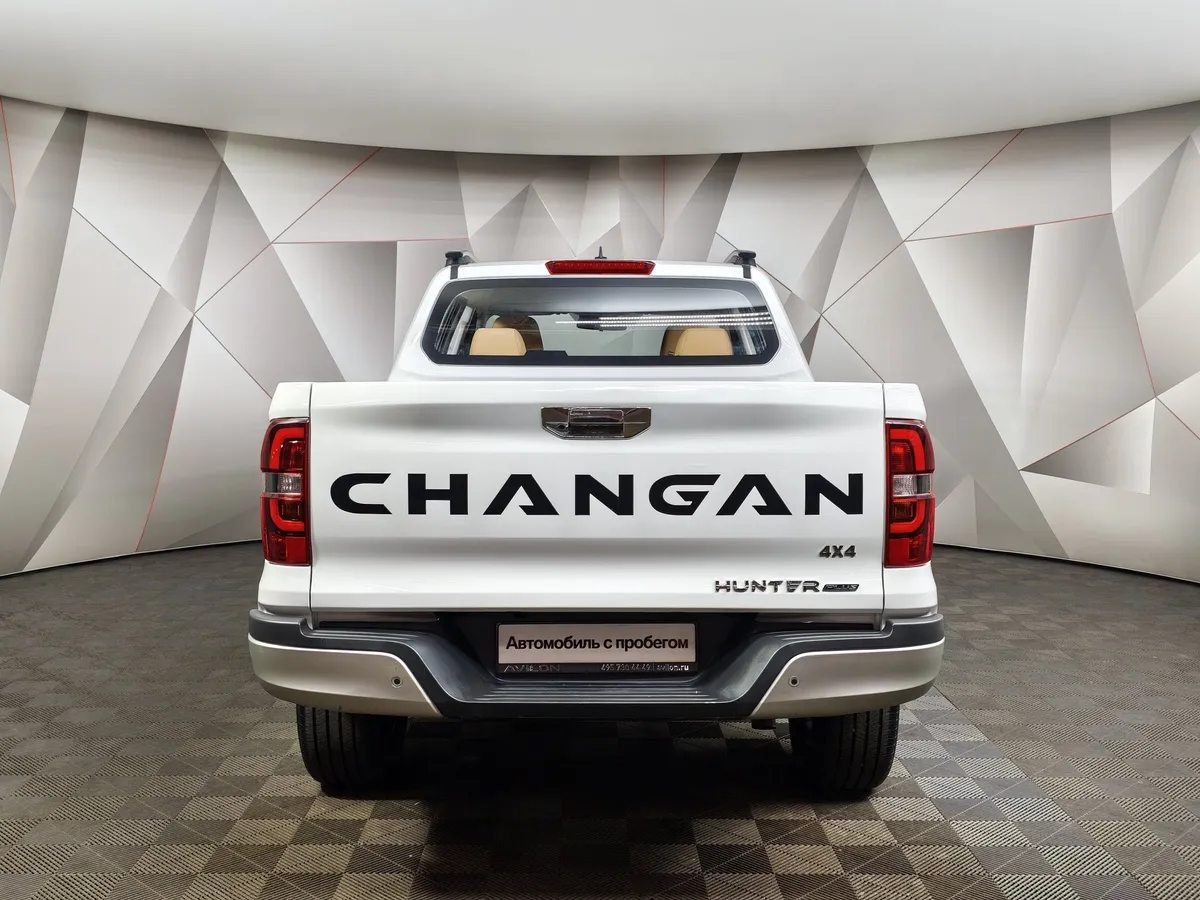 Changan HUNTER PLUS 2.0 AT 4WD (226 л.с.) Luxe Белый в АВИЛОН. Слайд №8