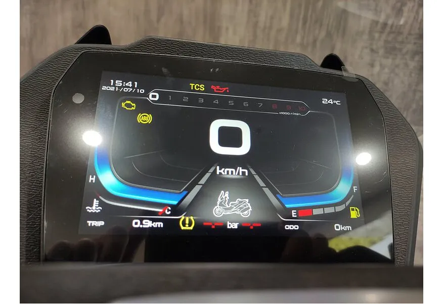 VOGE SR3 245 см³ (26 л.с.) 245 Черный в АВИЛОН. Слайд №8