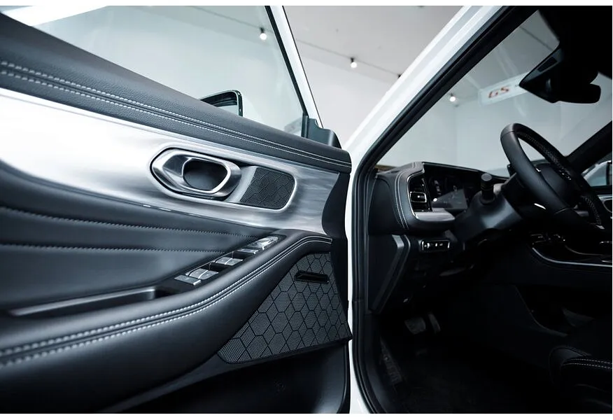 GAC GS8 2.0T 4WD (231 л.с.) GL Белый в АВИЛОН. Слайд №15