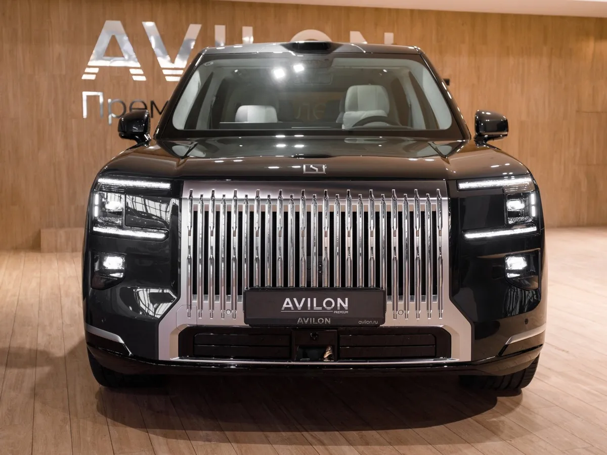 Zeekr 9X 2.0h AT 4WD (1177 л.с.) Hyper Черный в АВИЛОН. Слайд №5