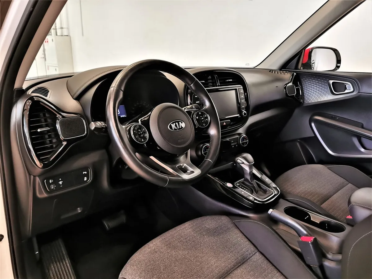 Kia Soul 1.6 MPI AT (123 л.с.) Prestige Белый в АВИЛОН. Слайд №18