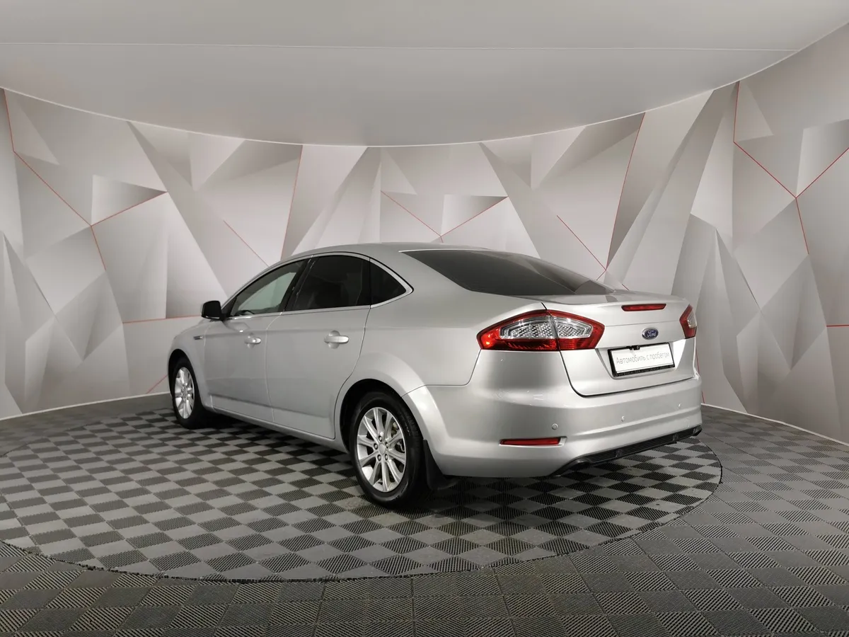 Ford Mondeo 2.3 AT (161 л.с.) Ambiente Серебристый в АВИЛОН. Слайд №4