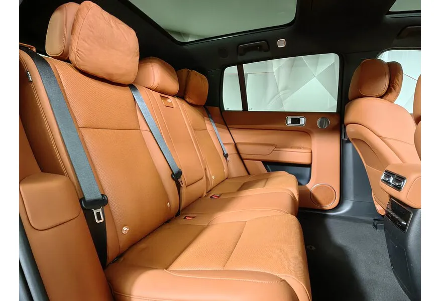 Li Auto L7 1.5 AT 4WD (449 л.с.) Max Черный в АВИЛОН. Слайд №15