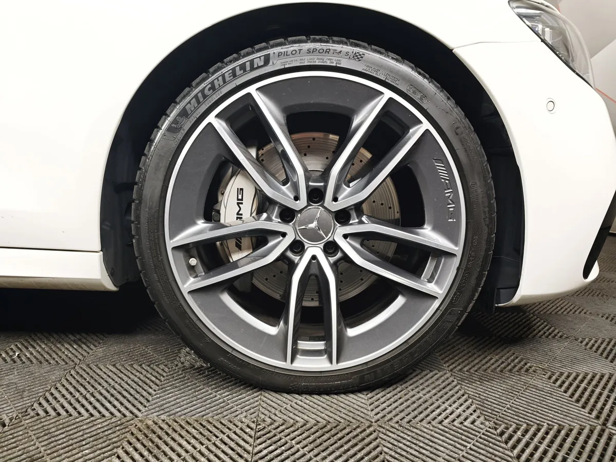 Mercedes-Benz E-Класс E 53 4MATIC+ 9G-TRONIC (435 л.с.) Особая серия Белый в АВИЛОН. Слайд №9