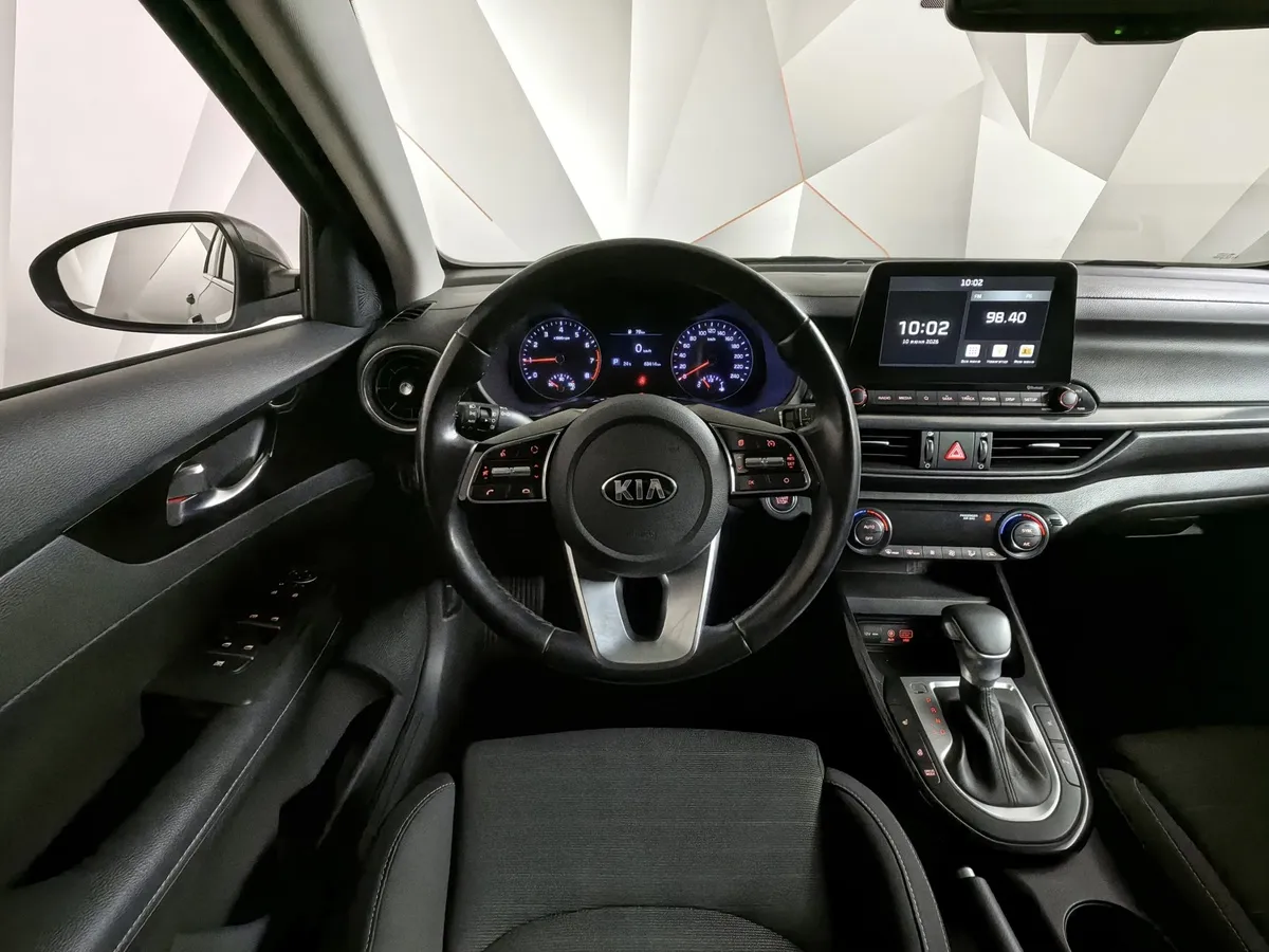 Kia Cerato 2.0 MPI AT (150 л.с.) Prestige Серый в АВИЛОН. Слайд №20