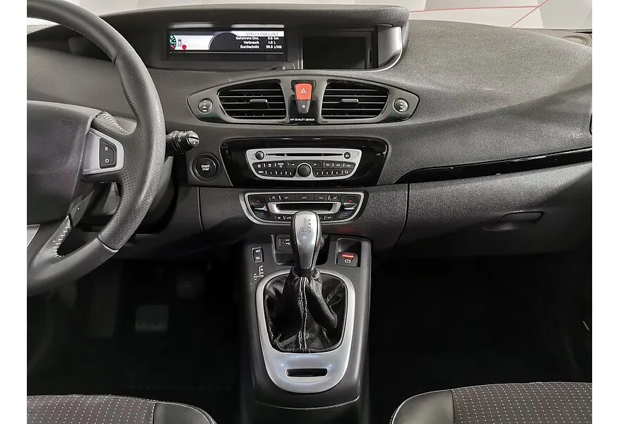 Renault Scenic 1.5 dCi MT (106 л.с.) Черный в АВИЛОН. Слайд №15