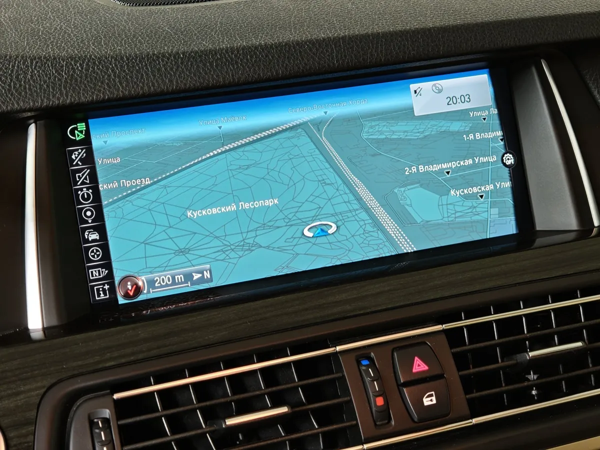 BMW 5 серия 528i xDrive Steptronic (245 л.с.) Черный в АВИЛОН. Слайд №16