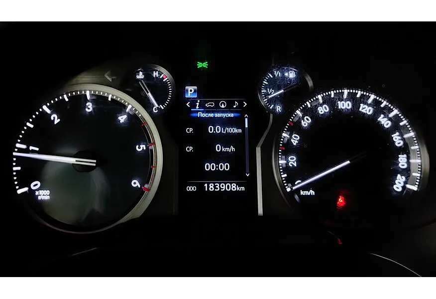 Toyota Land Cruiser Prado 2.8 D AT 4WD (5 мест) (177 л.с.) Комфорт Черный в АВИЛОН. Слайд №18