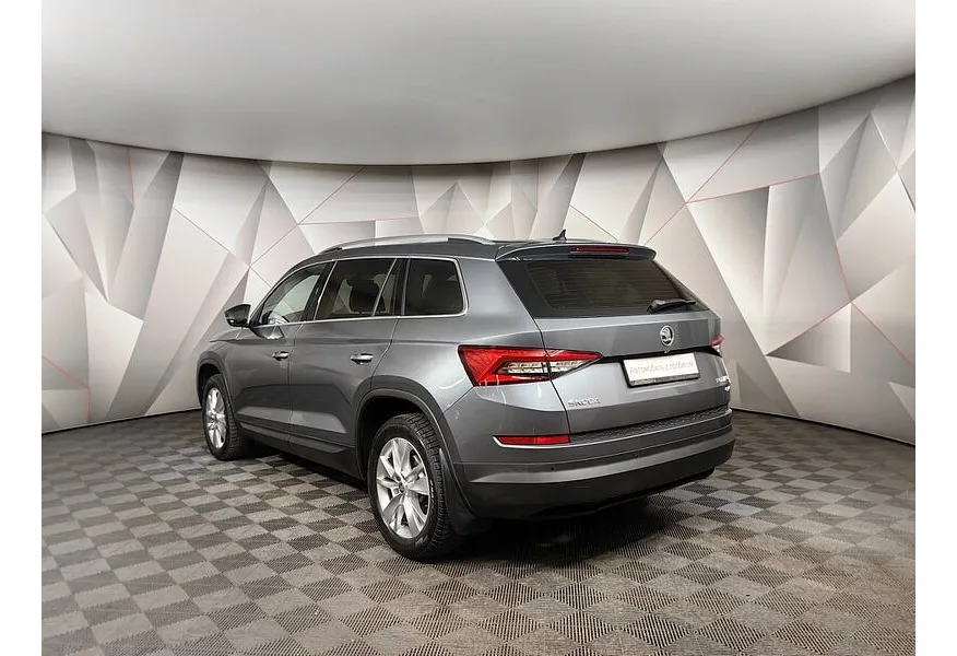 Skoda Kodiaq 2.0 TDI DSG 4X4 (150 л.с.) Серый в АВИЛОН. Слайд №4
