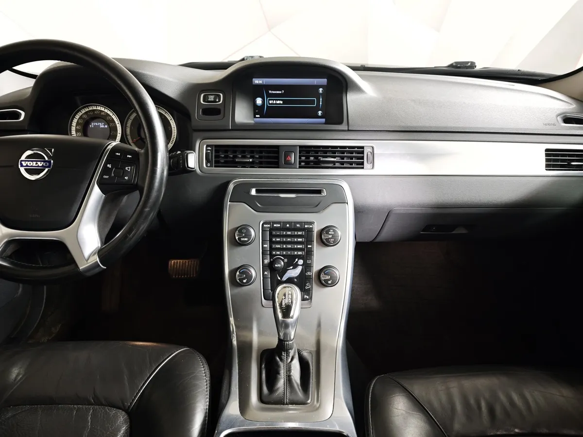 Volvo XC70 2.4 D4 Geartronic AWD (163 л.с.) Черный в АВИЛОН. Слайд №14