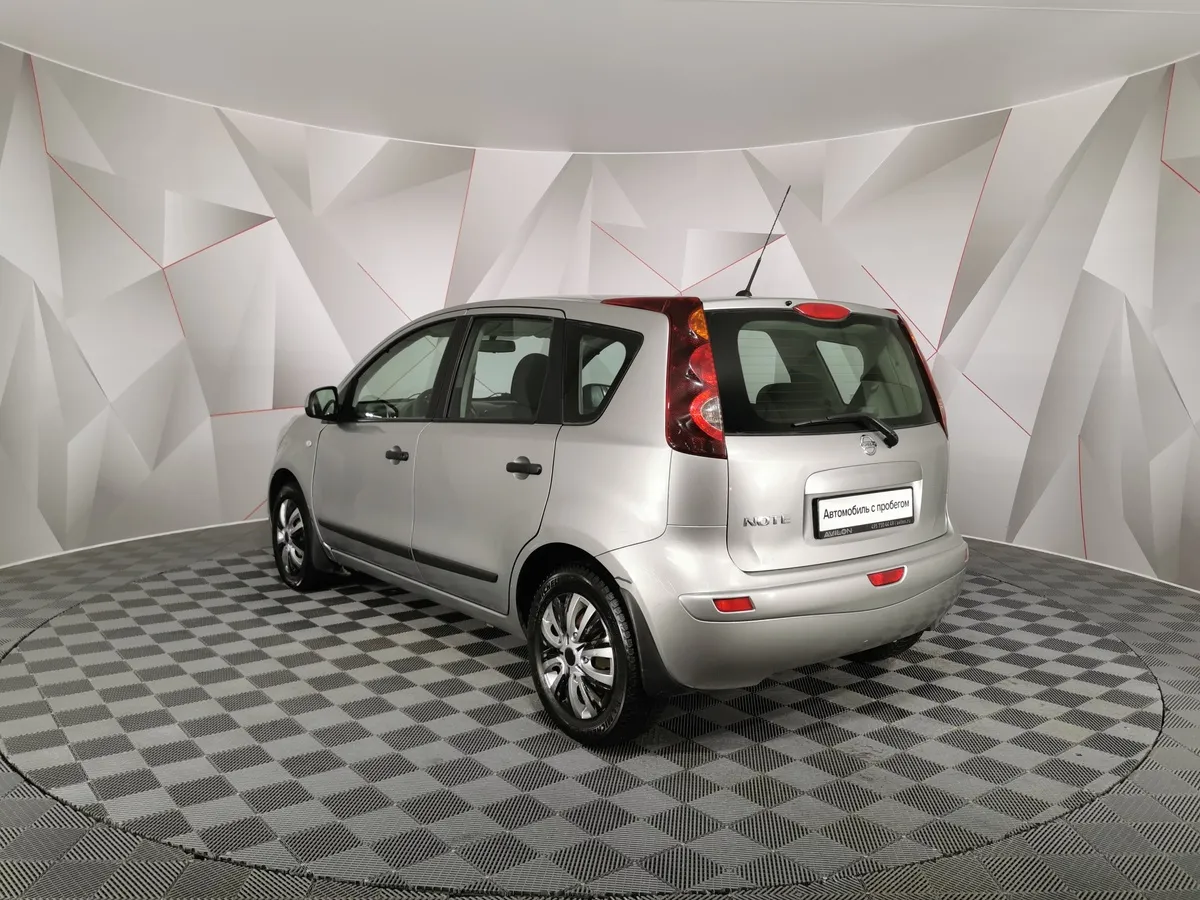 Nissan Note 1.6 MT (110 л.с.) Comfort Серебристый в АВИЛОН. Слайд №4