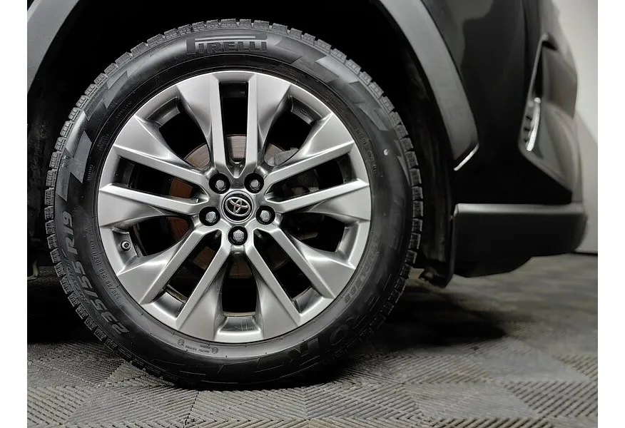 Toyota RAV4 2.0i CVT AWD (149 л.с.) Черный в АВИЛОН. Слайд №9