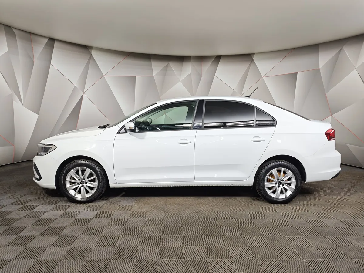 Volkswagen Polo 1.6 MPI AT (110 л.с.) Белый в АВИЛОН. Слайд №5