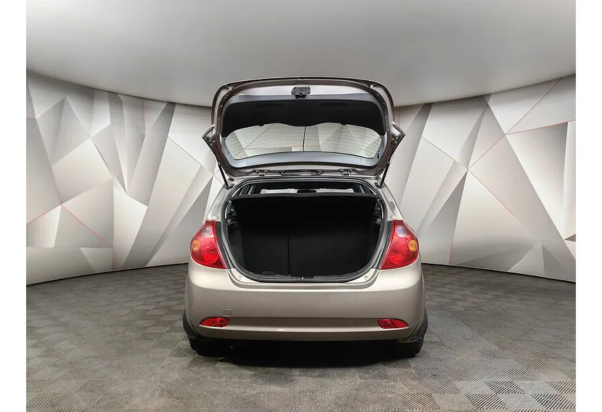 Kia Ceed 1.4 MT (109 л.с.) Бежевый в АВИЛОН. Слайд №10