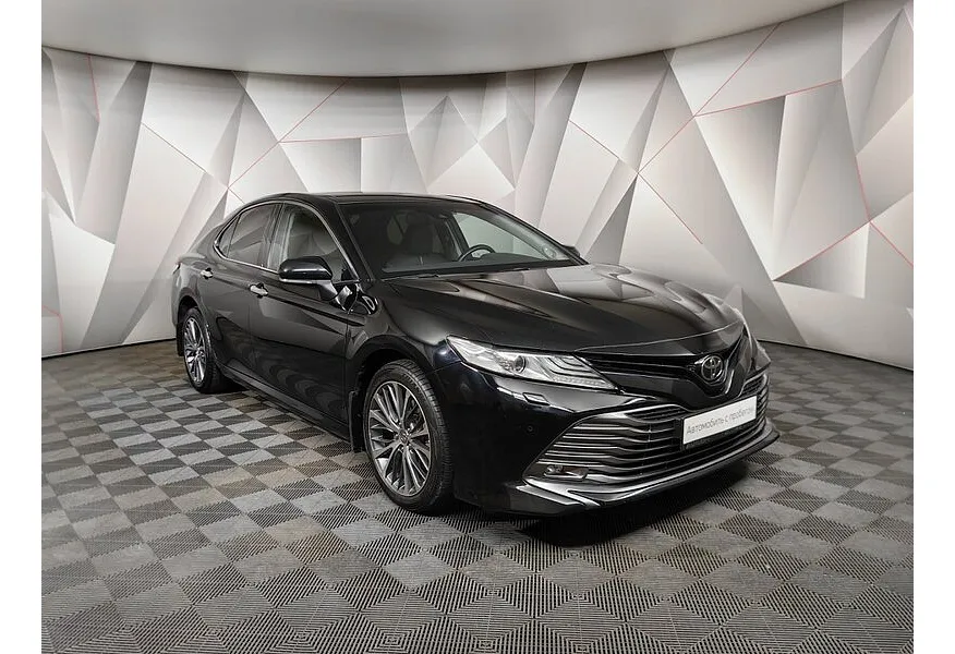 Toyota Camry 2.5 AT (181 л.с.) Черный в АВИЛОН. Слайд №2