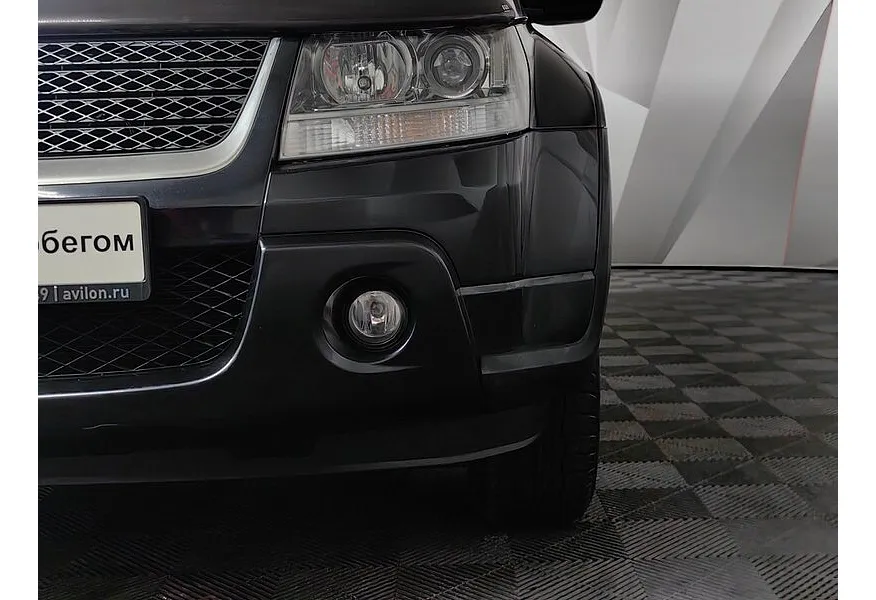 Suzuki Grand Vitara 2.0 AT (140 л.с.) Черный в АВИЛОН. Слайд №10