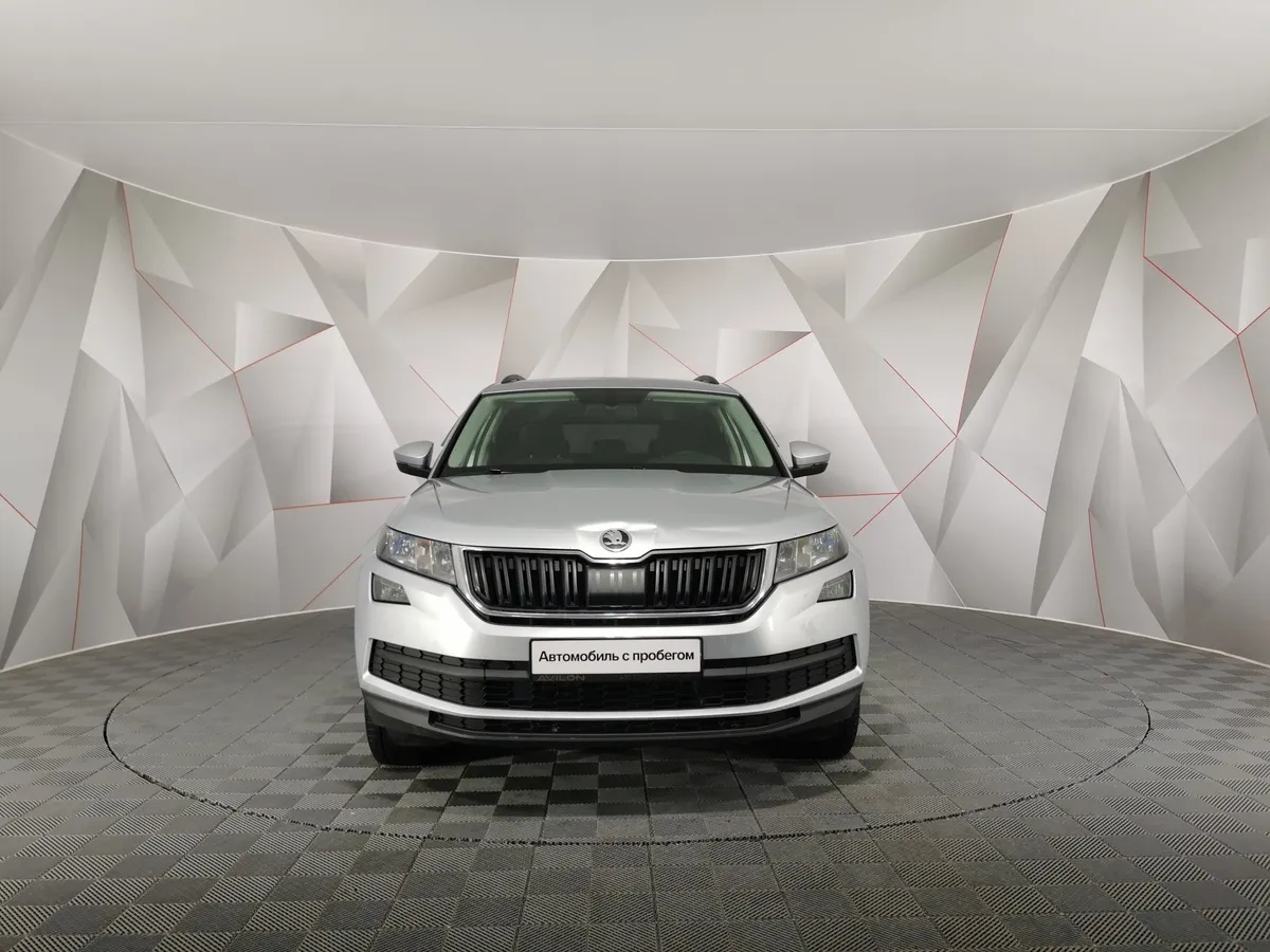 Skoda Kodiaq 1.4 TSI DSG 4X4 (150 л.с.) Серый в АВИЛОН. Слайд №7