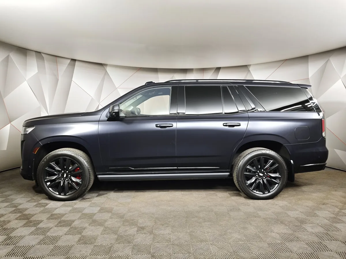 Cadillac Escalade 6.2 AT AWD (420 л.с.) Sport Синий в АВИЛОН. Слайд №5