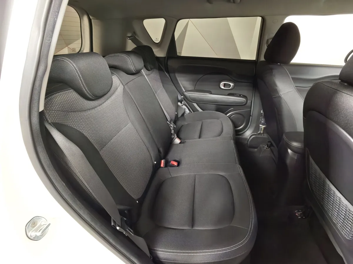 Kia Soul 1.6 AT (124 л.с.) Белый в АВИЛОН. Слайд №16