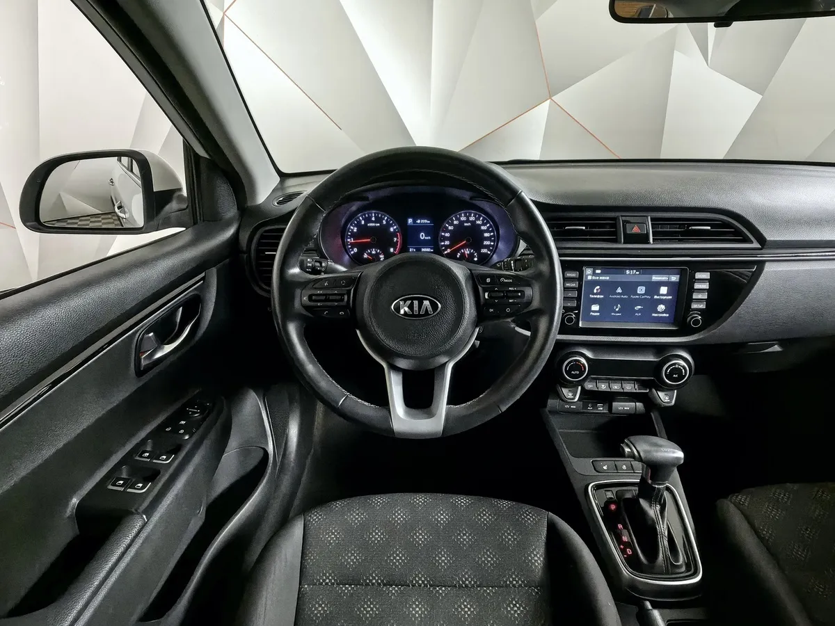 Kia Rio X-Line 1.6 AT (123 л.с.) Prestige Белый в АВИЛОН. Слайд №20