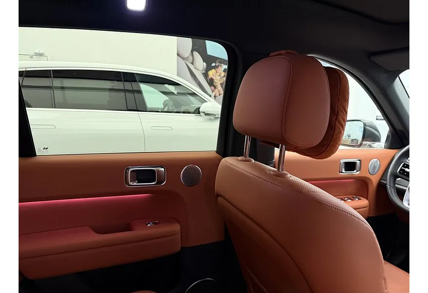 Li Auto L7 1.5 AT 4WD (449 л.с.) Ultra Черный в АВИЛОН. Слайд №10