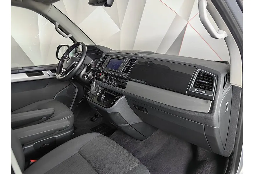 Volkswagen Multivan 2.0 TDI DSG (140 л.с.) Trendline Серебристый в АВИЛОН. Слайд №13