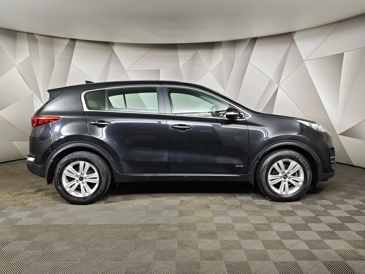 Kia Sportage 2.0 AT 4WD (150 л.с.) Comfort Черный в АВИЛОН. Слайд №6
