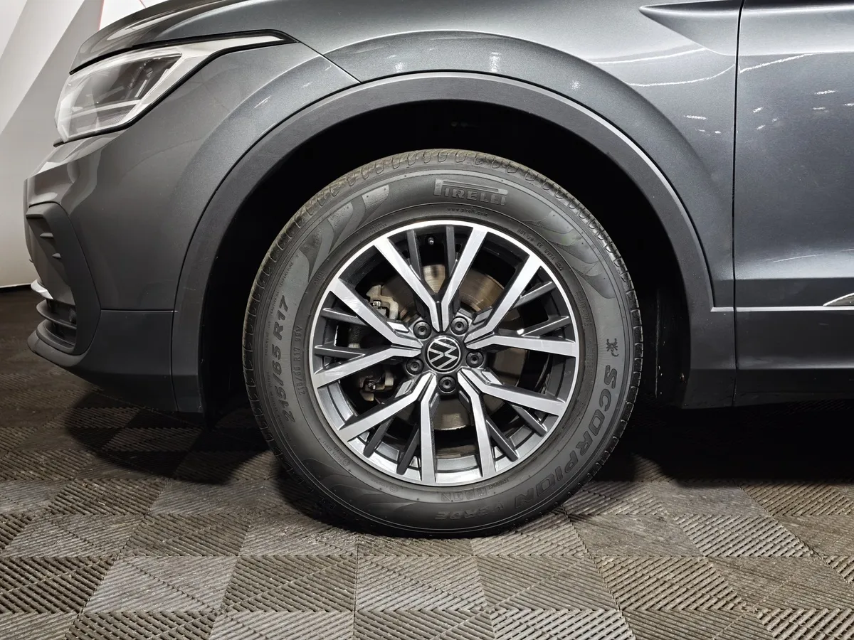 Volkswagen Tiguan 1.4 TSI 4Motion AT (150 л.с.) Respect Серый в АВИЛОН. Слайд №9