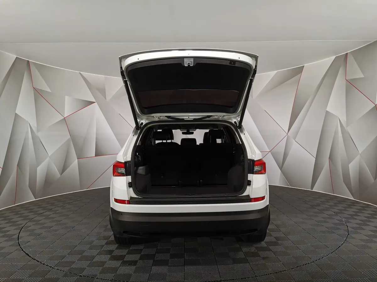Skoda Kodiaq 2.0 TSI DSG 4X4 (180 л.с.) Белый в АВИЛОН. Слайд №11