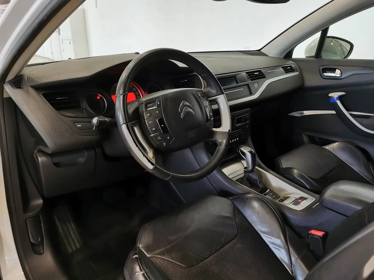 Citroen C5 1.6 THP AT (150 л.с.) Белый в АВИЛОН. Слайд №18