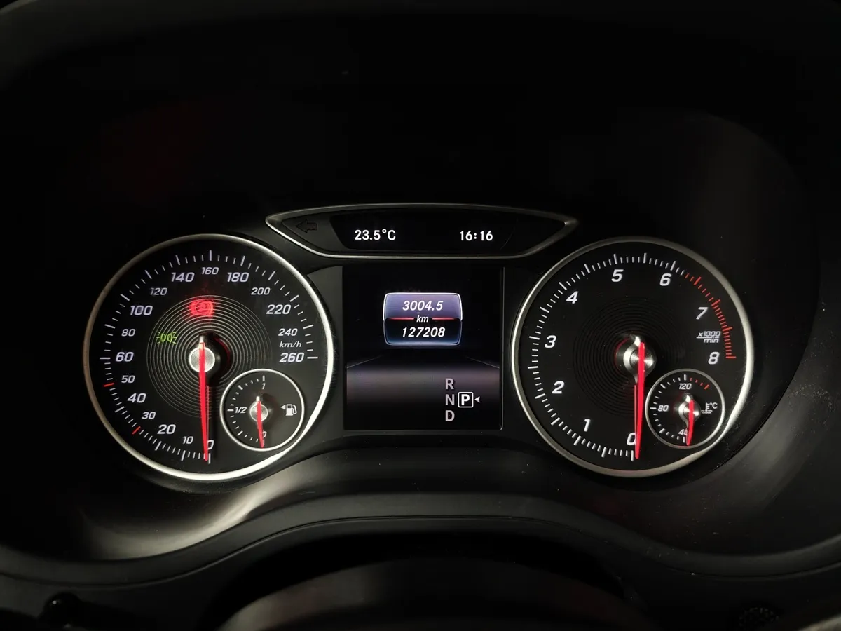 Mercedes-Benz B-Класс B 180 MT (122 л.с.) Коричневый в АВИЛОН. Слайд №17