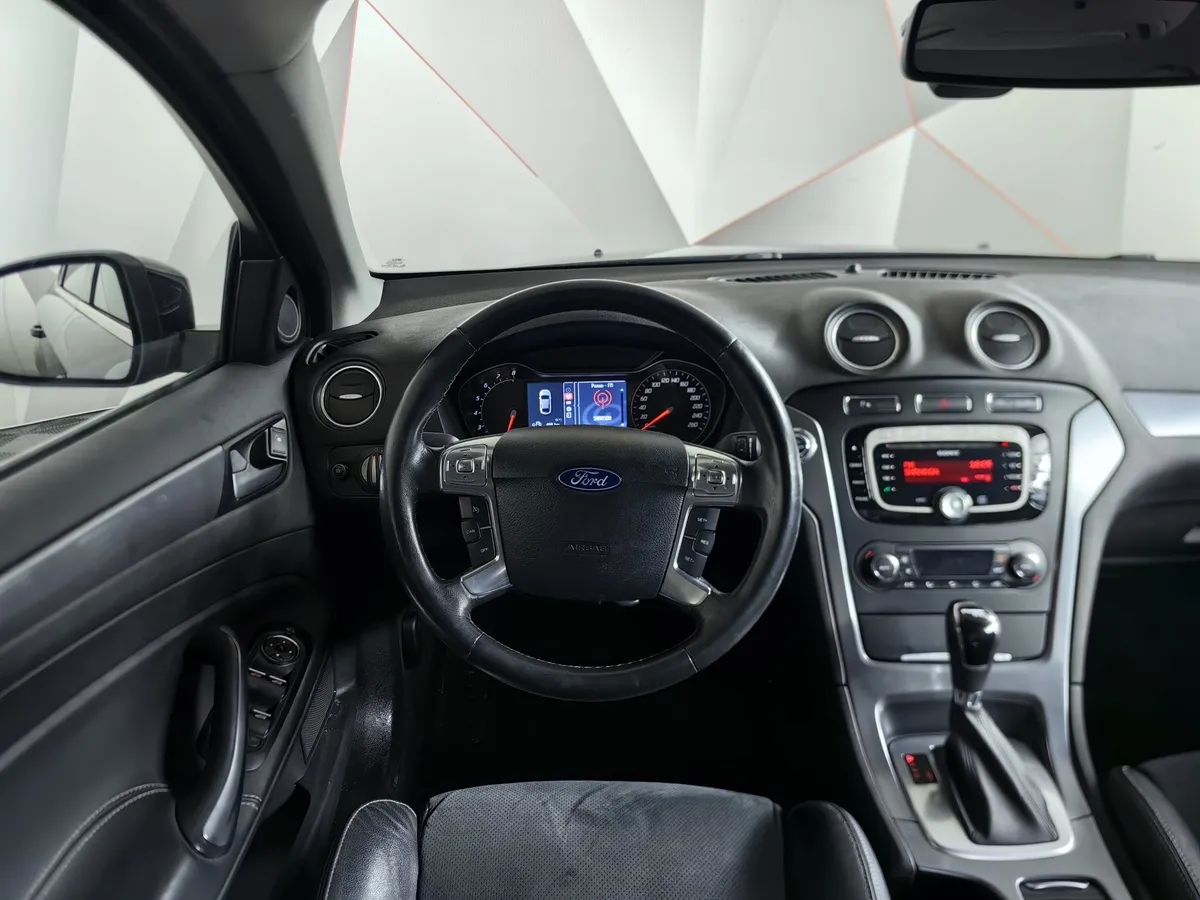 Ford Mondeo 2.0 EcoBoost AT (199 л.с.) Titanium Черный в АВИЛОН. Слайд №20