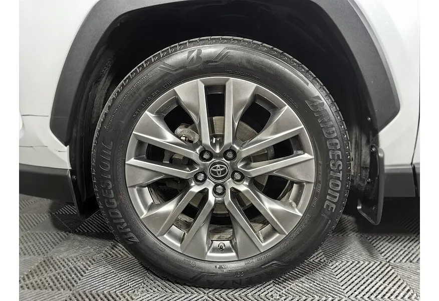 Toyota RAV4 2.5i AT AWD (199 л.с.) Комфорт Белый в АВИЛОН. Слайд №9