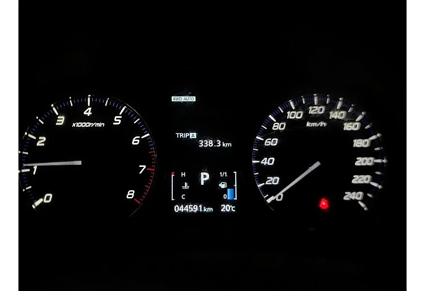 Mitsubishi Outlander 2.0 CVT 4WD (146 л.с.) Серый в АВИЛОН. Слайд №18