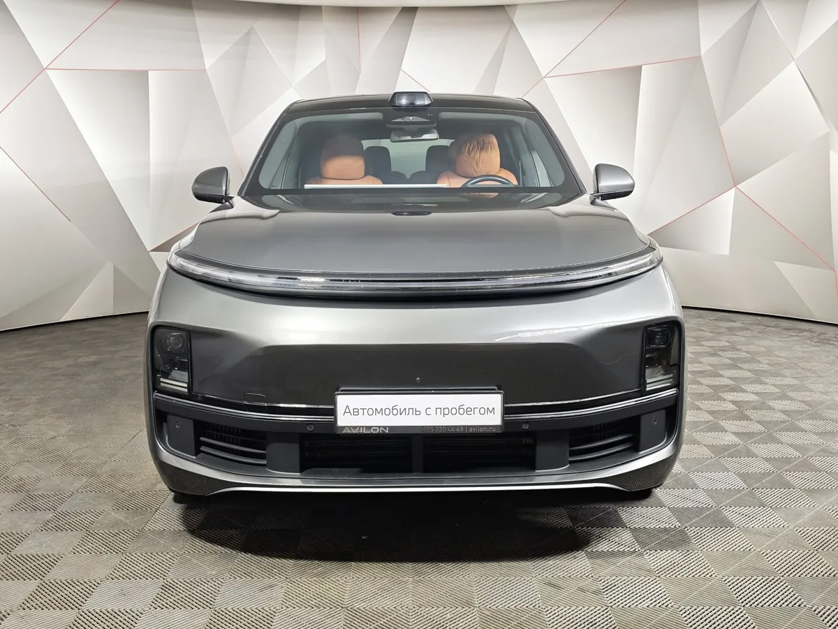 Li Auto L9 1.5 AT 4WD (449 л.с.) Max Серый в АВИЛОН. Слайд №7
