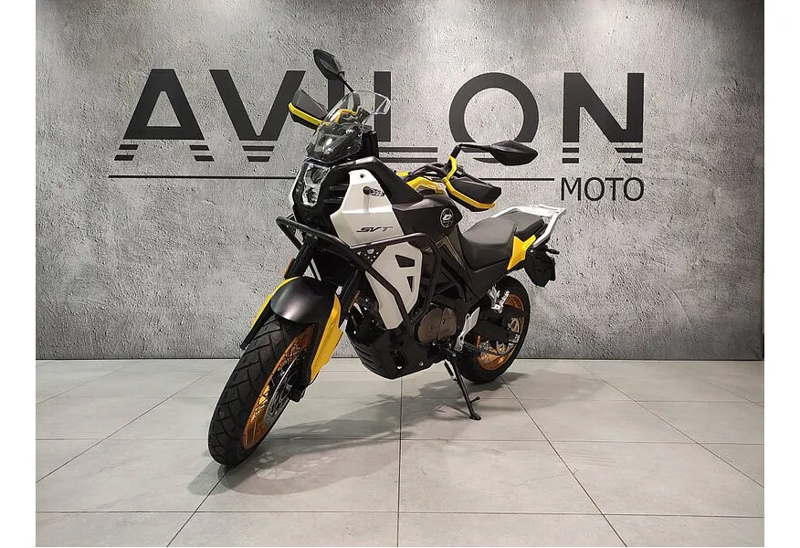 АВИЛОН - QJMOTOR SVT 650X 650 см³ (76 л.с.) 650 Белый - slide 9123705