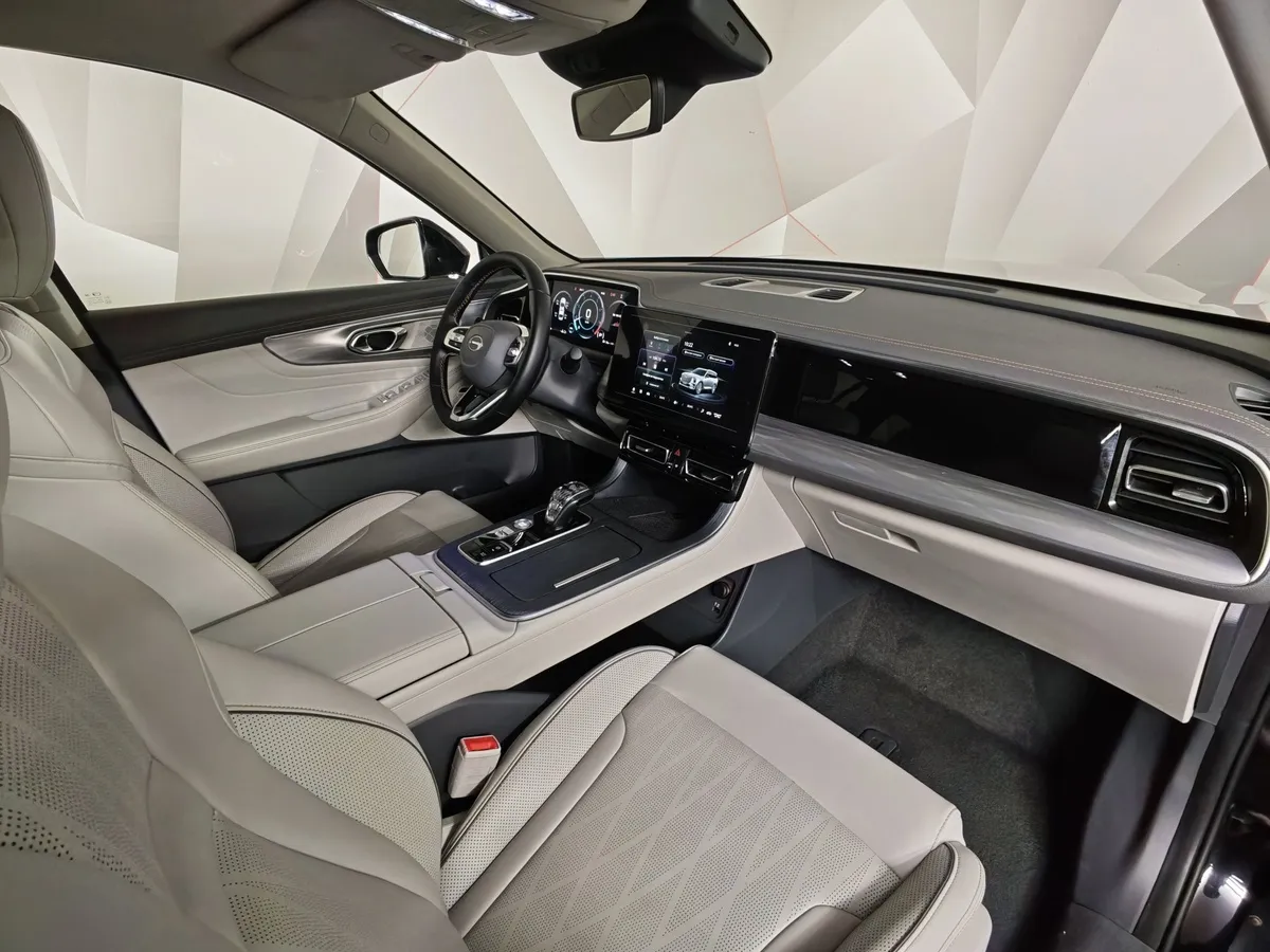 GAC GS8 2.0T 4WD (231 л.с.) GL Черный в АВИЛОН. Слайд №12